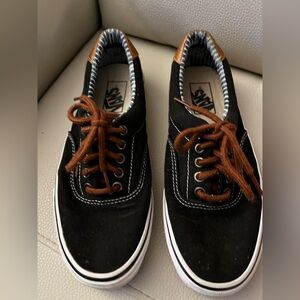 Vans Men's Black and Brown Canvas Sneakers